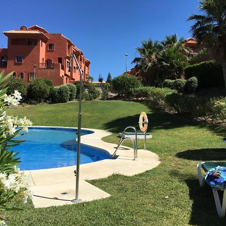 Luxury 2-Bedrooms & Bathrooms Estepona Apartment Kültér fotó