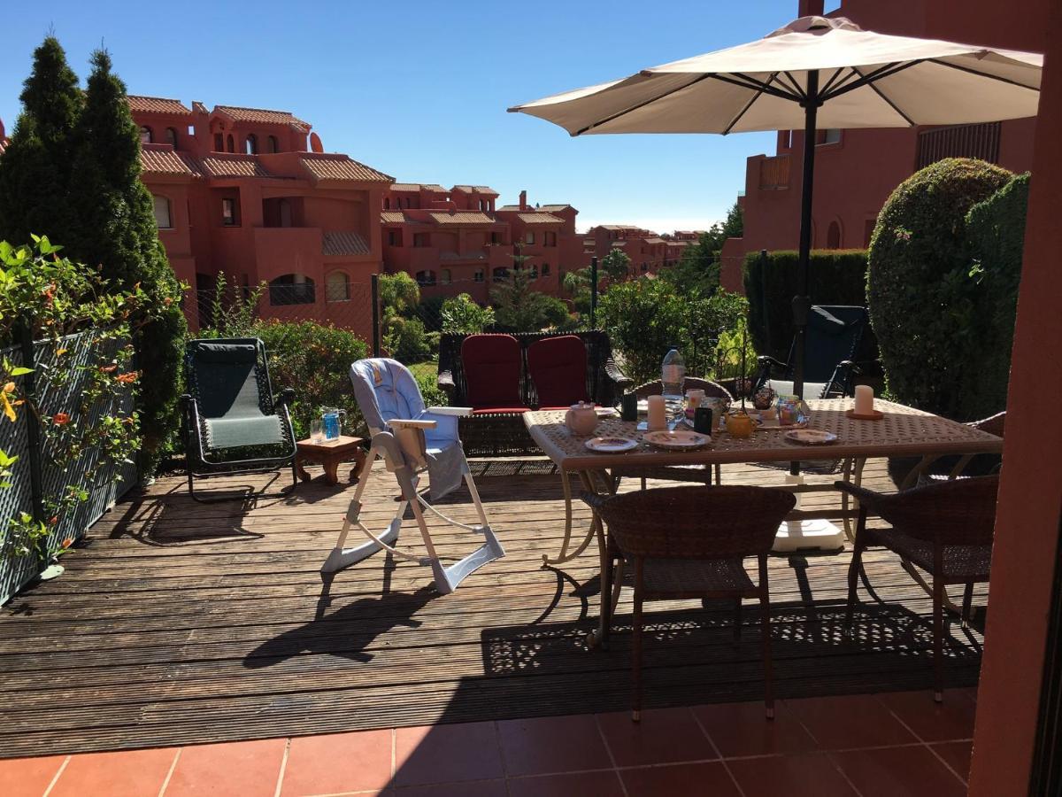 Luxury 2-Bedrooms & Bathrooms Estepona Apartment Kültér fotó