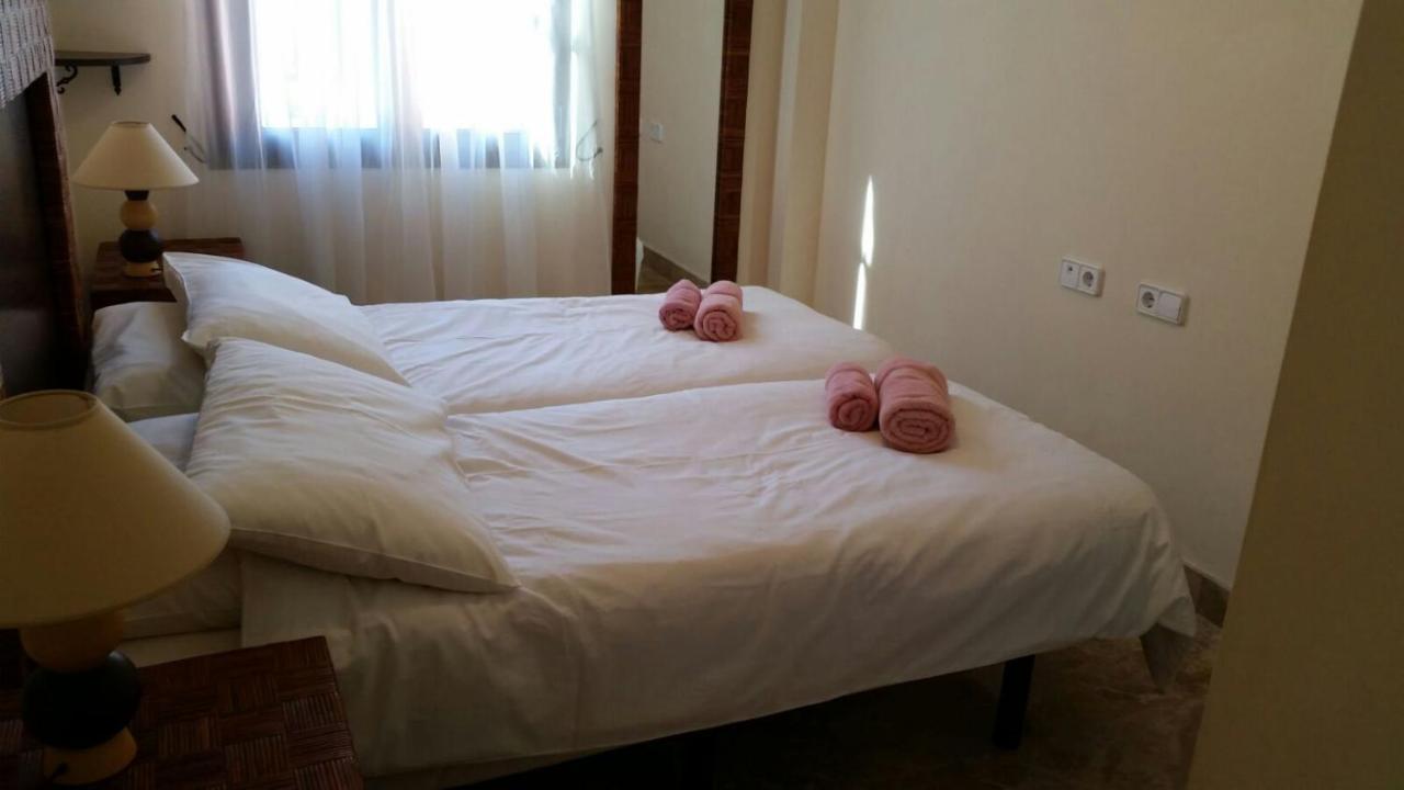 Luxury 2-Bedrooms & Bathrooms Estepona Apartment Kültér fotó